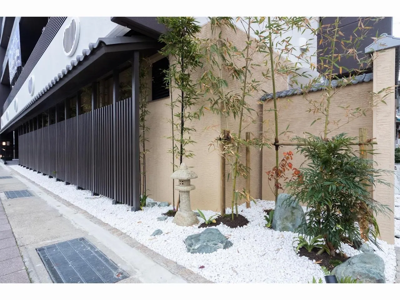 Kyoto Crystal Hotel Ⅲ 4*,